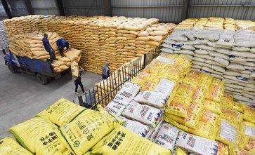 化肥銷售 暴利還是微利？老農(nóng)揭開中間商的真實(shí)收益面紗