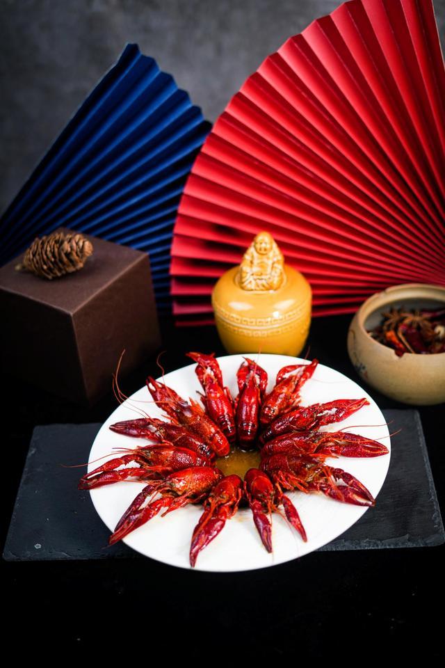 五店同開(kāi)，初壹食午預(yù)煮餐食連鎖品牌強(qiáng)勢(shì)登陸成都，以硬件研發(fā)撬動(dòng)餐飲新藍(lán)海